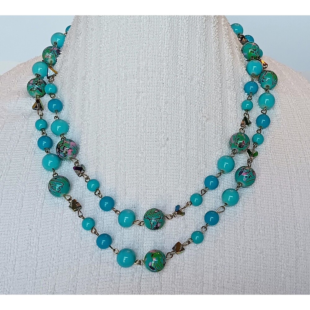 Beautiful Turquoise Paint Splatter & AB Glass Beaded Necklace 45 in EUC